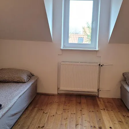 Pokoje Goscinne Faktoria *